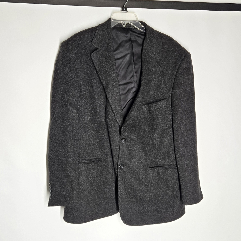 Evan Picone Gray Sport Coat with Notched Lapels